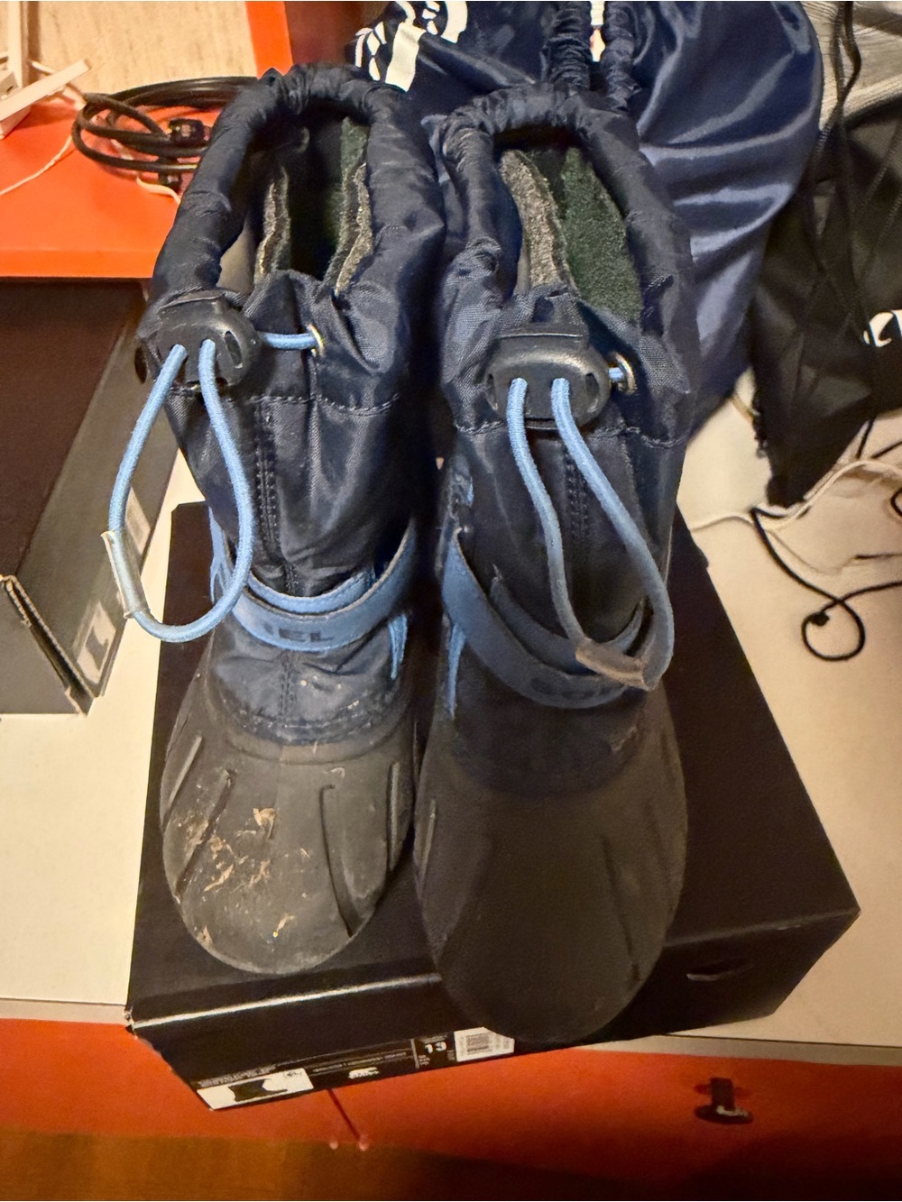 Sorel Navy Blue and Light Blue Women's Winter Rain Boots
